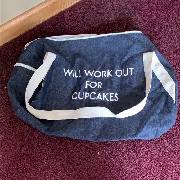 🏋🏻♀️Workout Bag🏋🏻♀️ - Picture 1 of 7